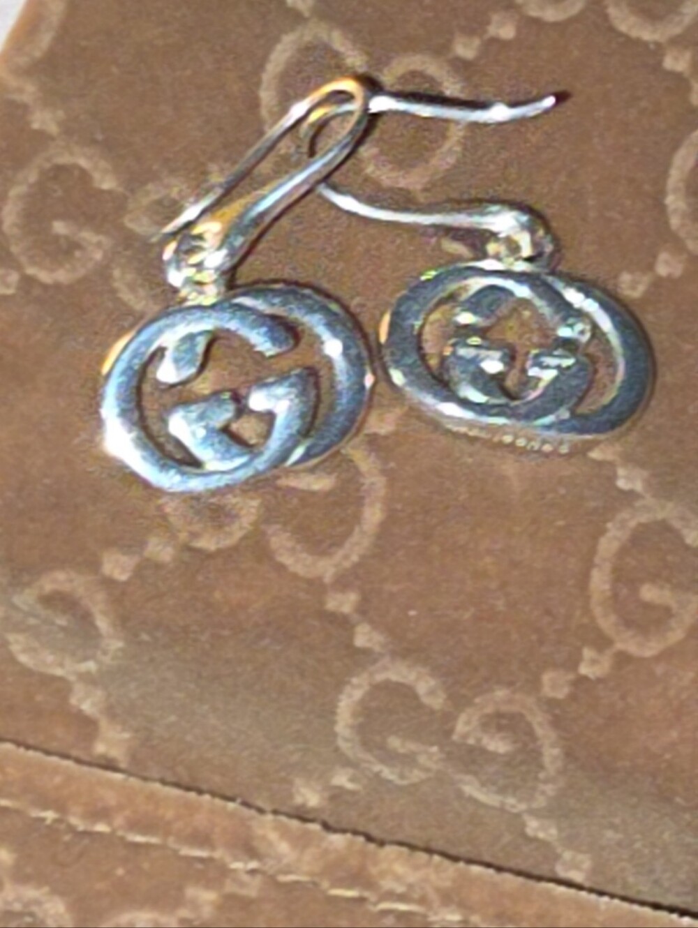 Authentic Gucci Interlocking GG Sterling Silver Earrings AG 925 Made in Italy.